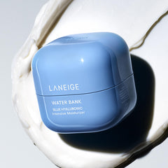 LANEIGE close-up cream texture illustrating rich hydration and absorbency