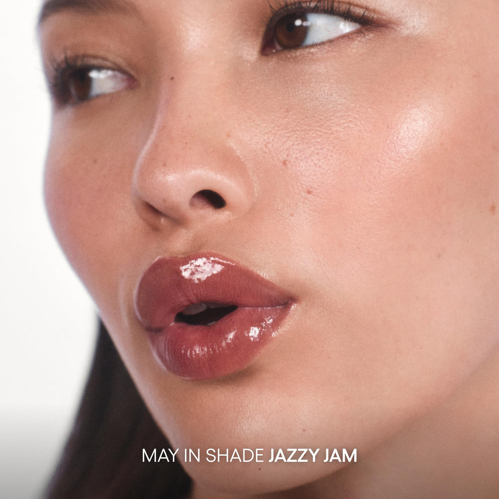 LANEIGE close-up of doe-foot applicator showing soft tip for smooth coverage