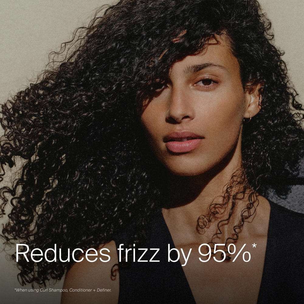 Living Proof conditioner creamy texture for smooth detangling and hydration