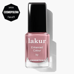 LONDONTOWN brush stroke of Crowning Crumpet demonstrating smooth pigmented coverage