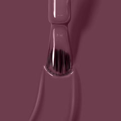 LONDONTOWN lakur bottle close-up highlighting premium finish and easy application