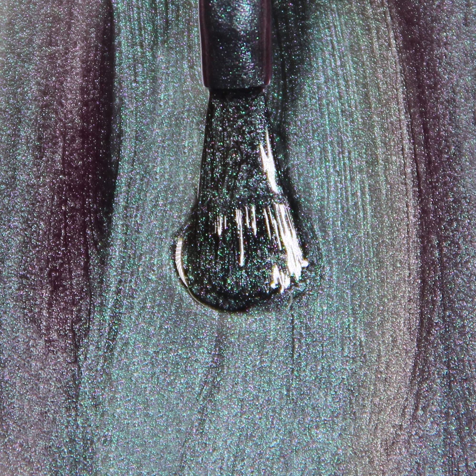 LONDONTOWN lakur brush stroke showing smooth self-leveling application benefit