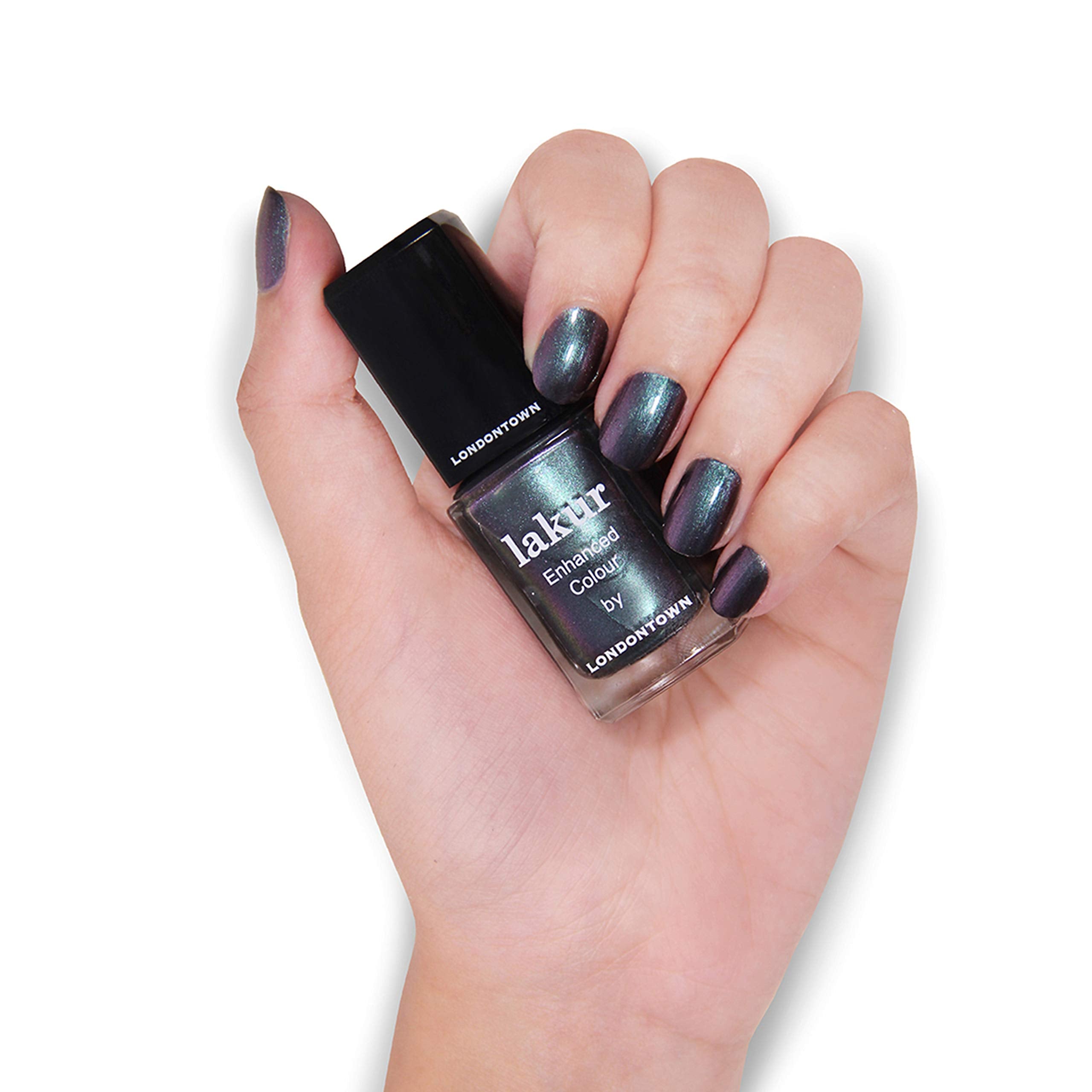 LONDONTOWN lakur swatch on hand demonstrating salon-like opaque coverage