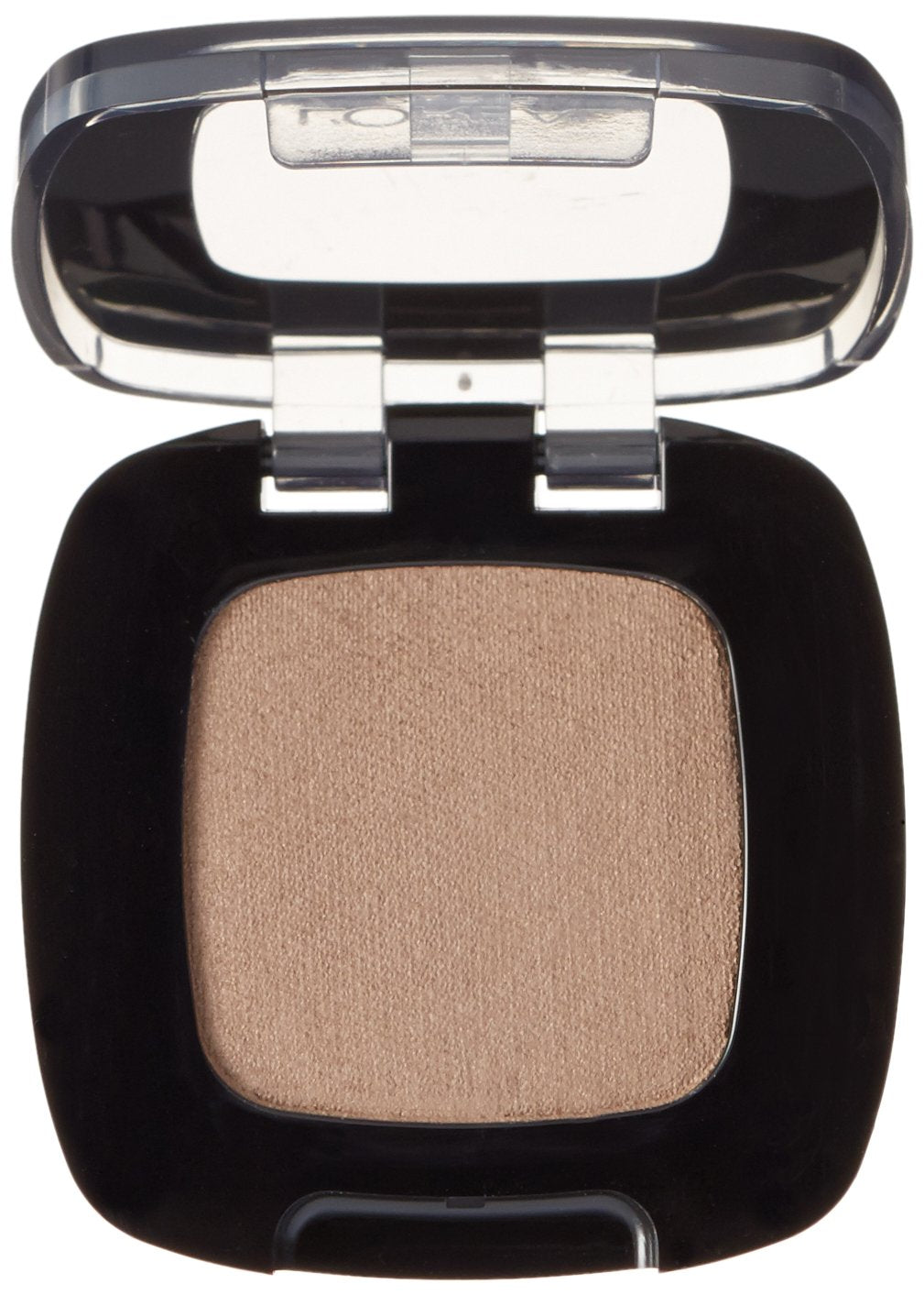 L'Oreal Paris close-up of Cafe Au Lait texture highlighting creamy gel-to-powder blend for easy blending