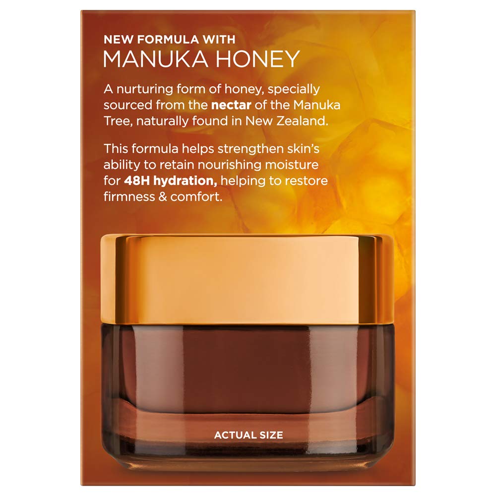 L'Oreal Paris hand applying night balm illustrating easy absorption and nourishing feel