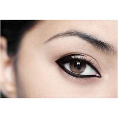 L'Oreal Paris texture stroke on skin showing rich black pigment and easy blend