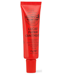 Lucas Papaw close-up of applicator tip enabling precise, hygienic application