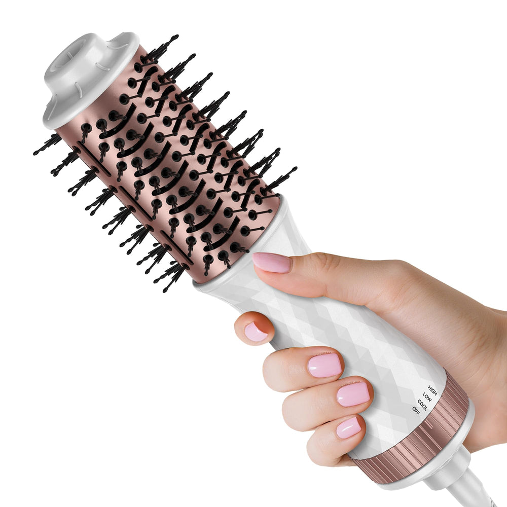 LYBHBDGHM front packaging showing compact travel brush benefit portability