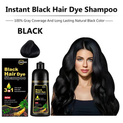 lymznus creamy shampoo texture poured into palm, demonstrating easy spreadability