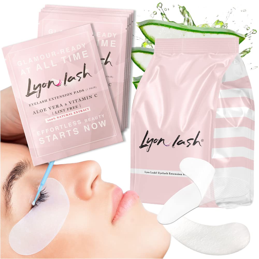 Lyon Lash front packaging showing 100 pairs and professional branding, clear storage benefit