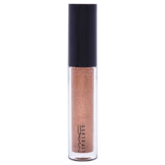 MAC Lipglass doe-foot applicator close-up for precise, easy application