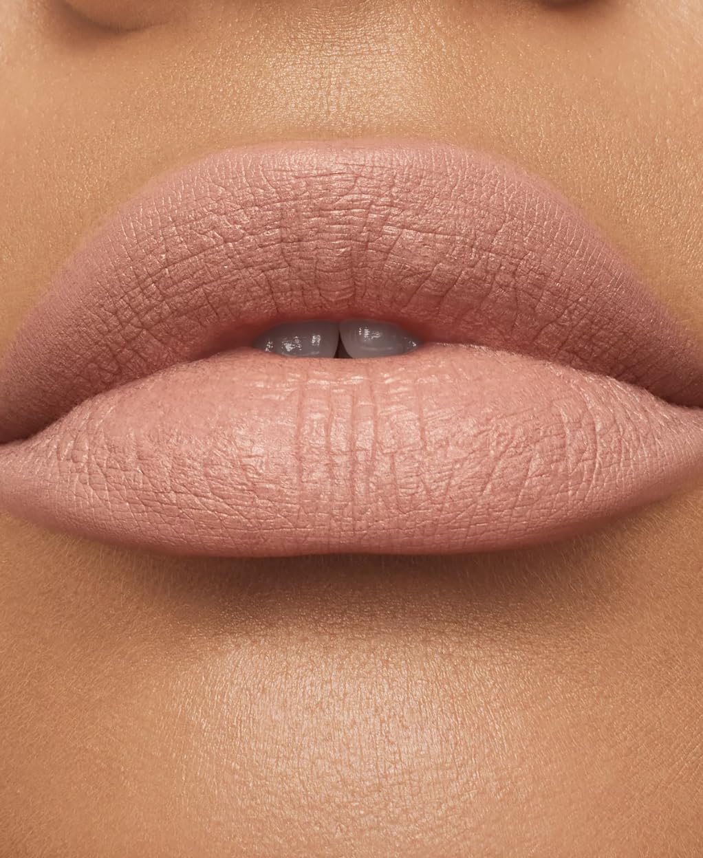 MAC Macximal Honeylove close-up of lips illustrating even coverage and comfortable wear