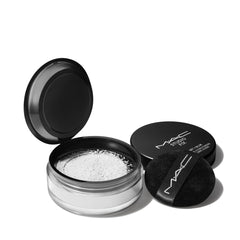 MAC loose powder texture close-up of Studio Fix Pro Set Plus Blur Weightless Loose Powder reveals fine milled finish