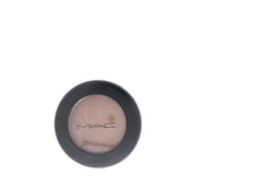 MAC Woodwinked applied on eyelid demonstrating luminous, crease-free wear