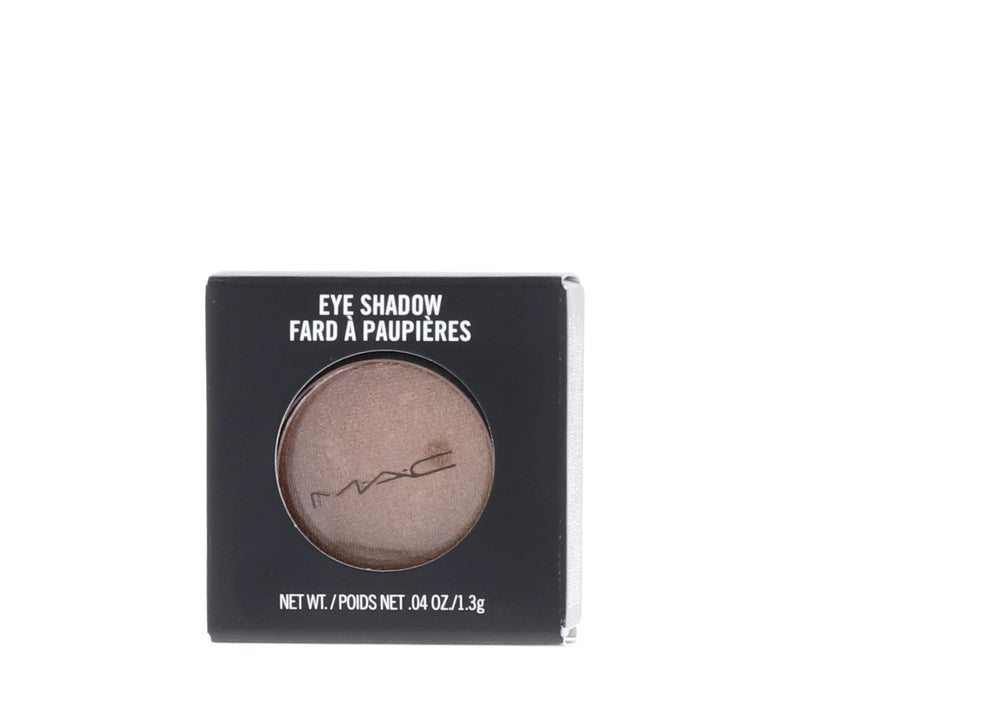 MAC Woodwinked texture close-up highlighting soft, blendable finish