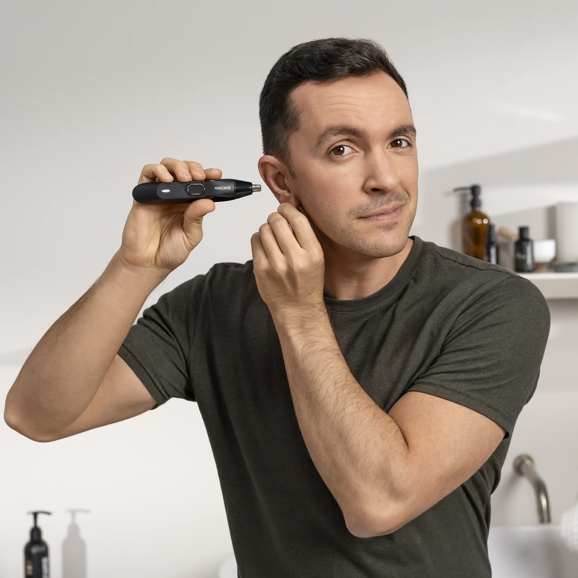 MANSCAPED product packaging open to display included contents