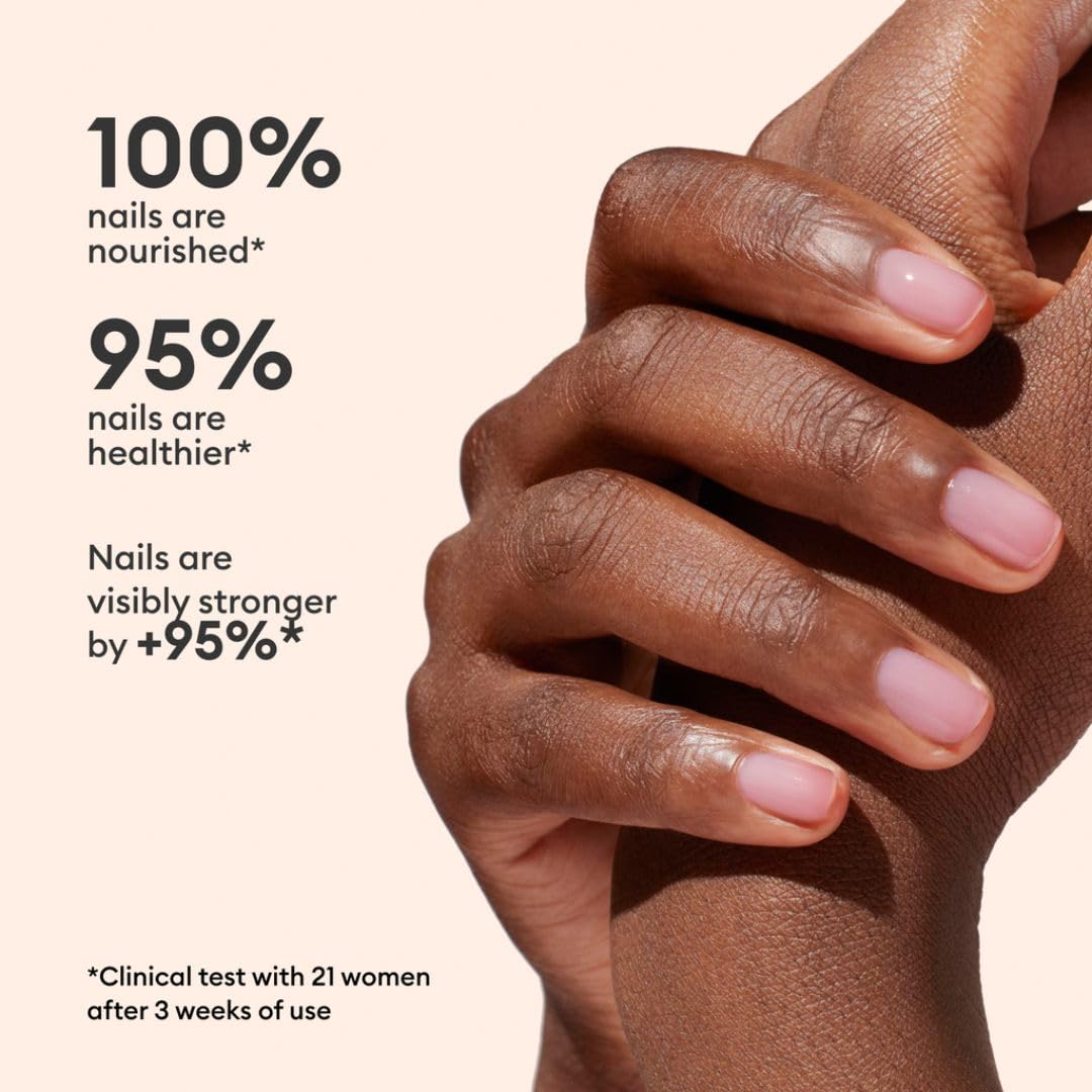 Manucurist color applied on hands in lifestyle scene showing natural polished nails benefit