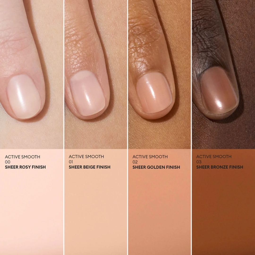 Lifestyle hand model wearing Manucurist rosé showing natural polished look