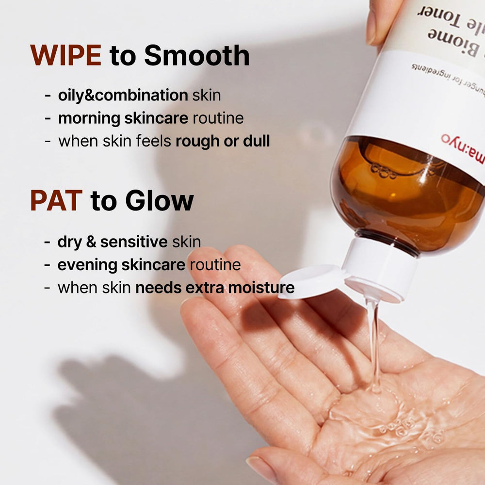 ma:nyo pouring onto hand illustrating fast absorption and ease of use