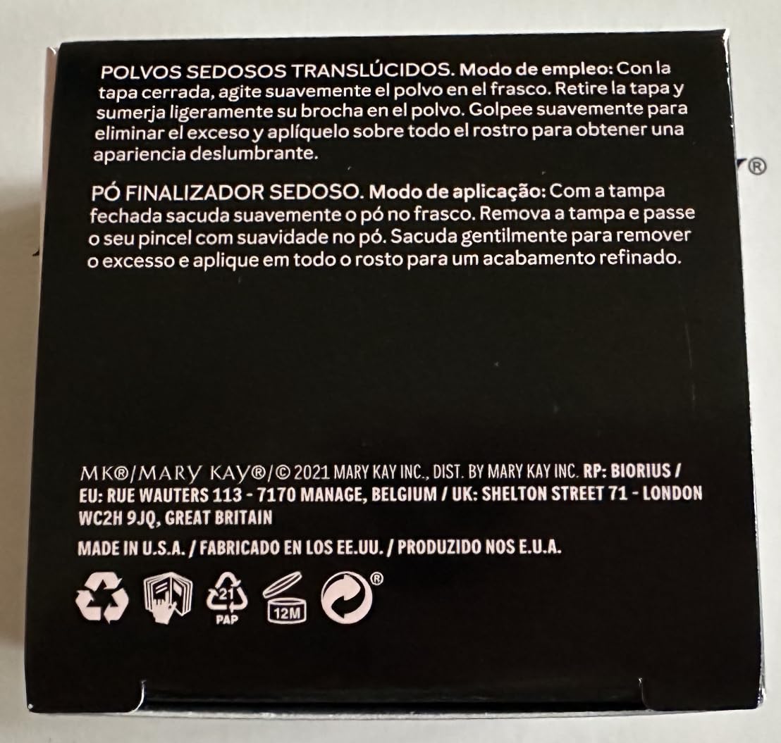 Mary Kay Silky Setting Powder label and compact detail highlighting shade name and formulation