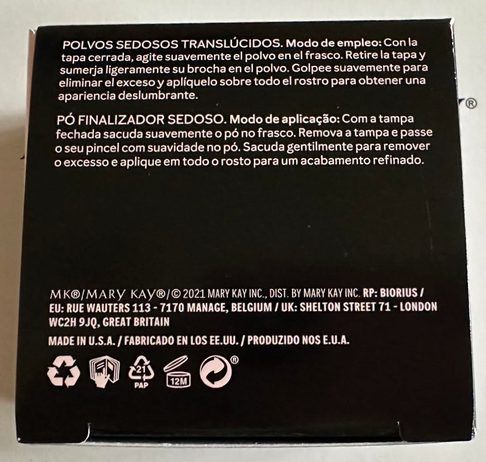 Mary Kay Silky Setting Powder label and compact detail highlighting shade name and formulation