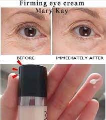 Mary Kay TimeWise texture close-up highlighting rich cream for intense hydration