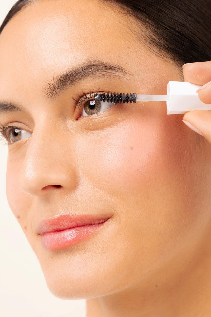 MAVALA conceptual before and after illustration showing visible lash improvement