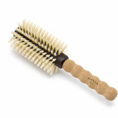 MAVIA front view showing brush shape and gentle control