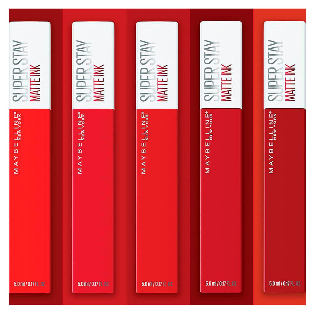Maybelline lifestyle shot in NYC highlighting Spiced Edition's warm energy