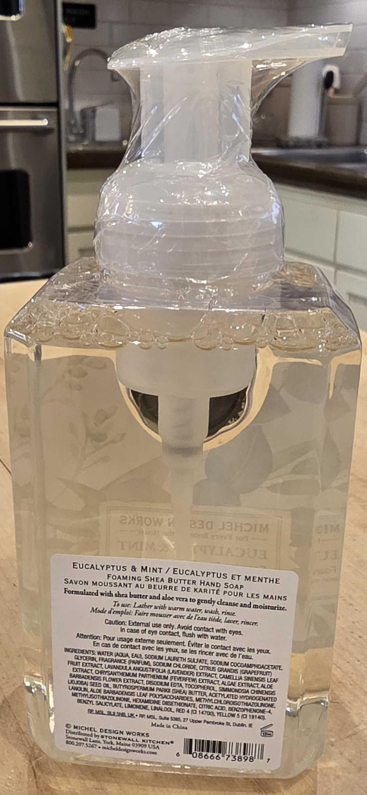 Michel Design Works foamy lather texture demonstrating gentle cleansing and conditioning