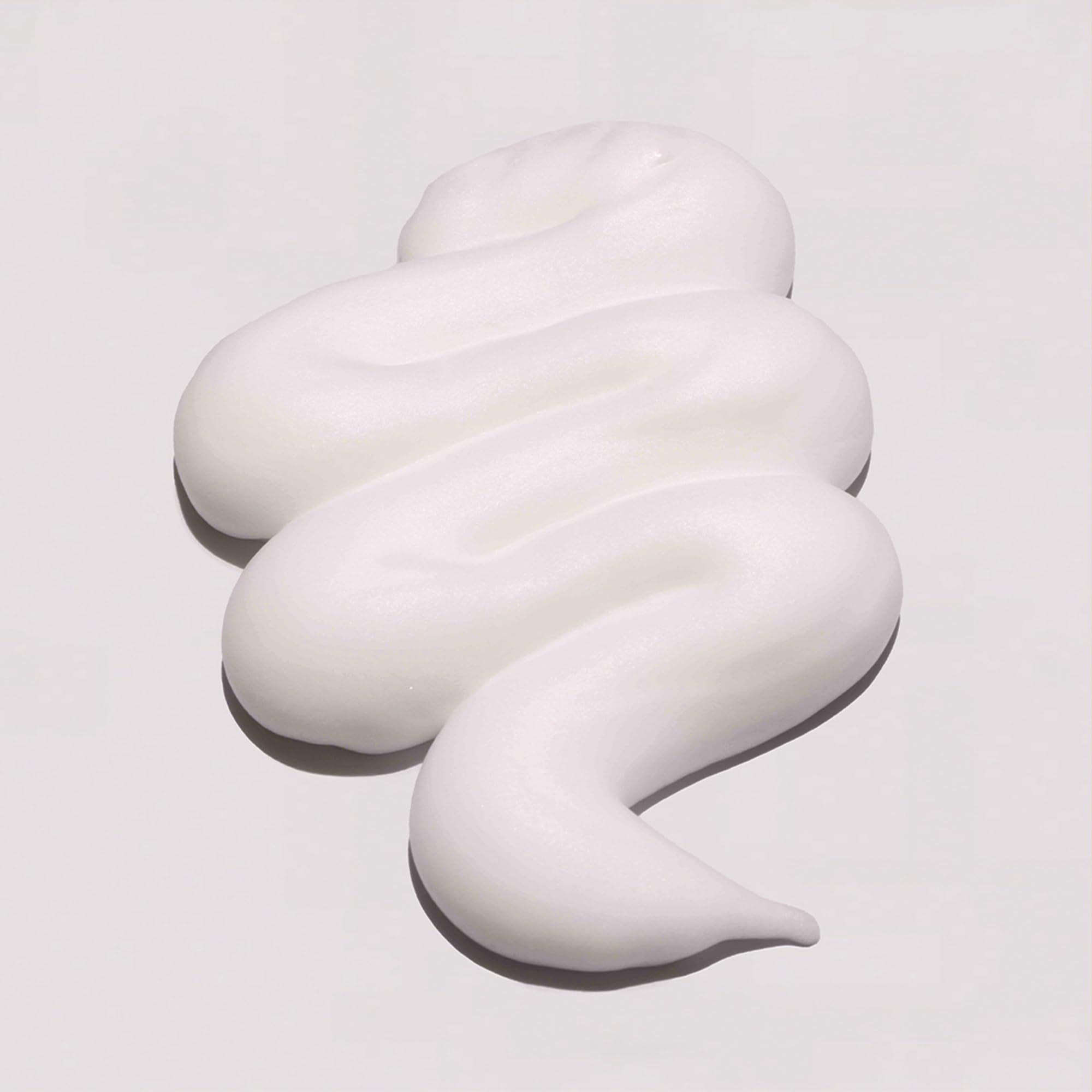 milk_shake before and after photo showing noticeable root lift and volume