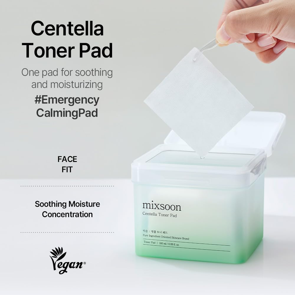 mixsoon close-up of pad texture highlighting soft three-layer gauze for gentle application