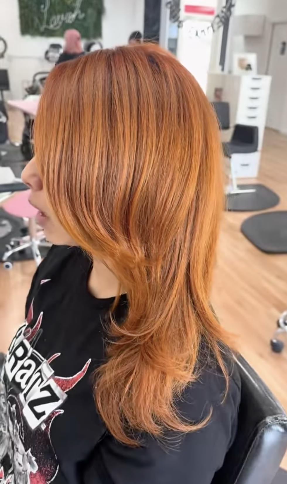 Modern Color label and ingredients detail showing Nourish Color Bond Technology benefit