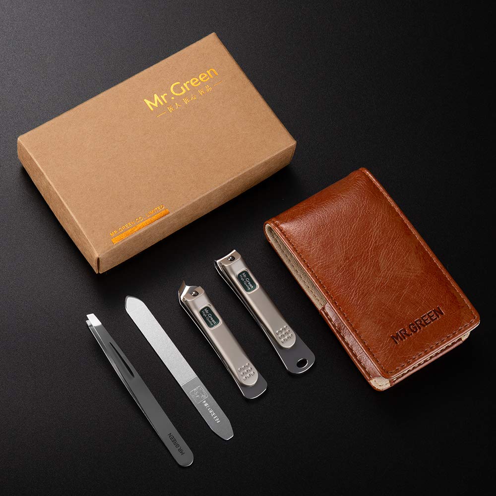 MR.GREEN grooming set inside a travel bag for on-the-go nail care