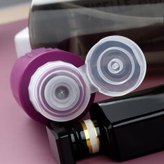 Mrsdry close-up of flip-top cap preventing leaks and easy one-handed use