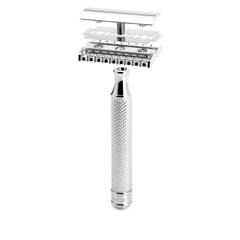 MÜHLE R41 handle detail highlighting grip and balance for steady control