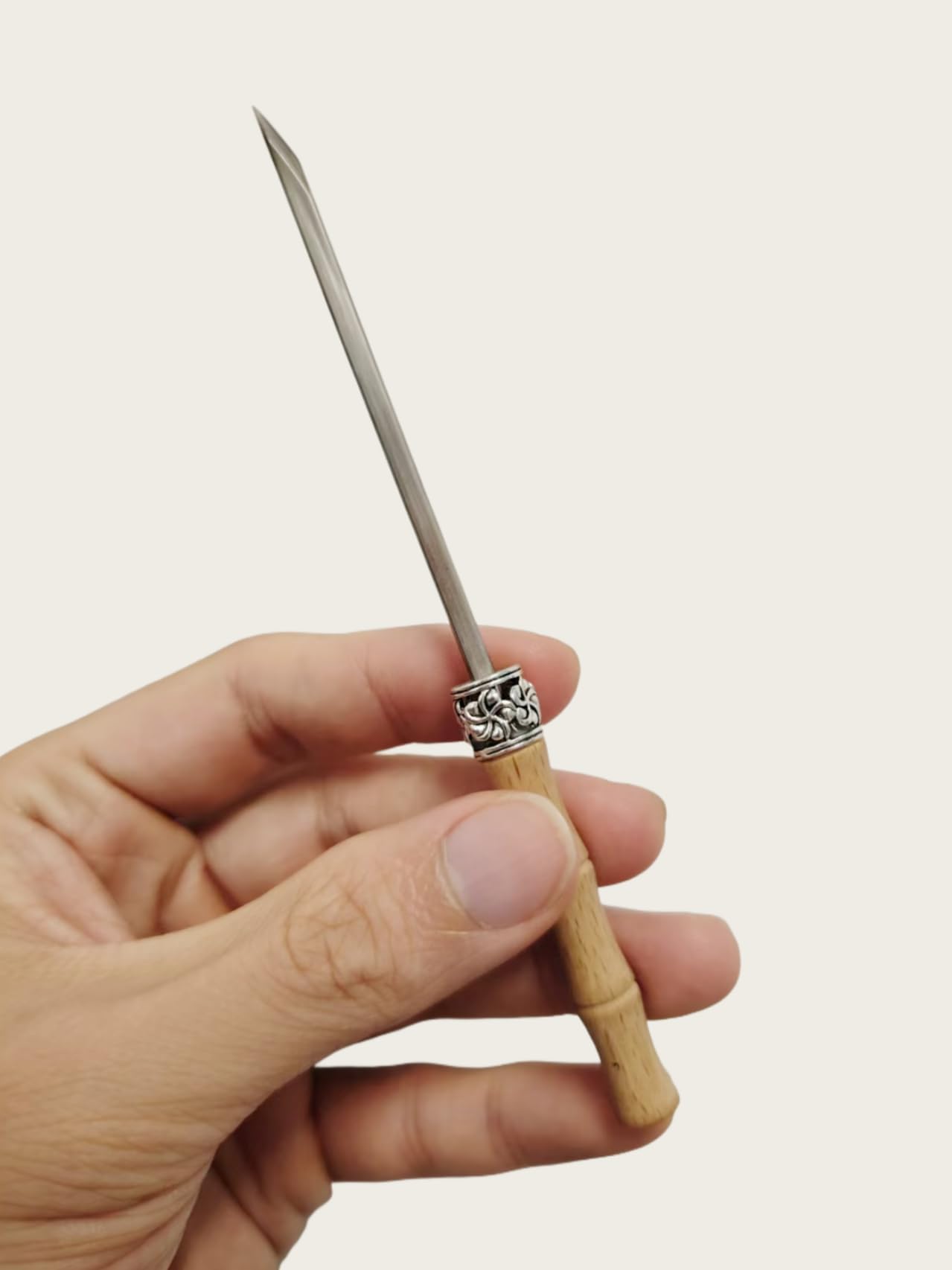 MYAROMA FINDINGS close-up of steel pin highlighting smooth taper for easy insertion