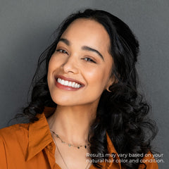 Naturcolor gel texture close-up highlighting smooth, drip-free application