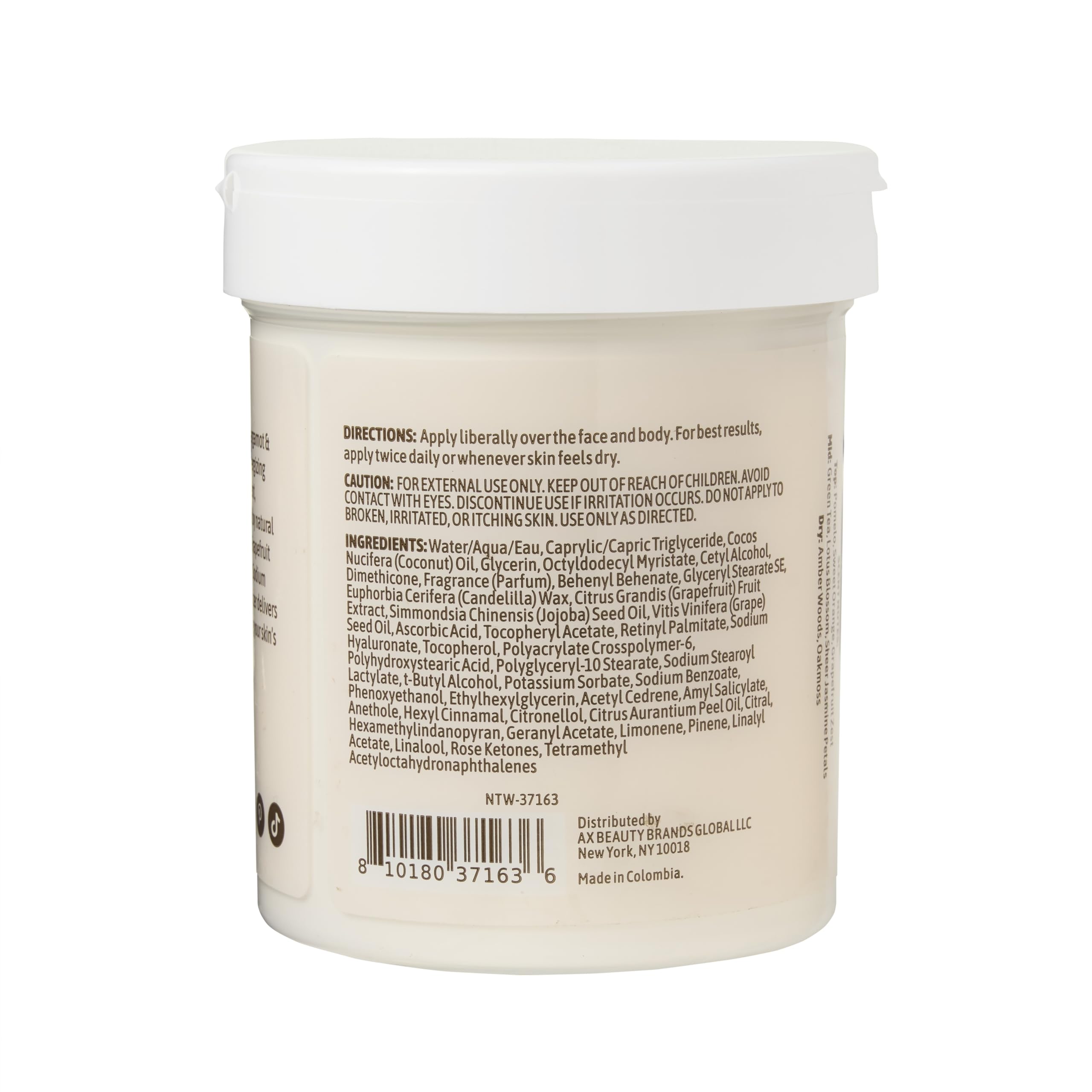 NATURE WELL lifestyle hand care image illustrating smooth skin benefit