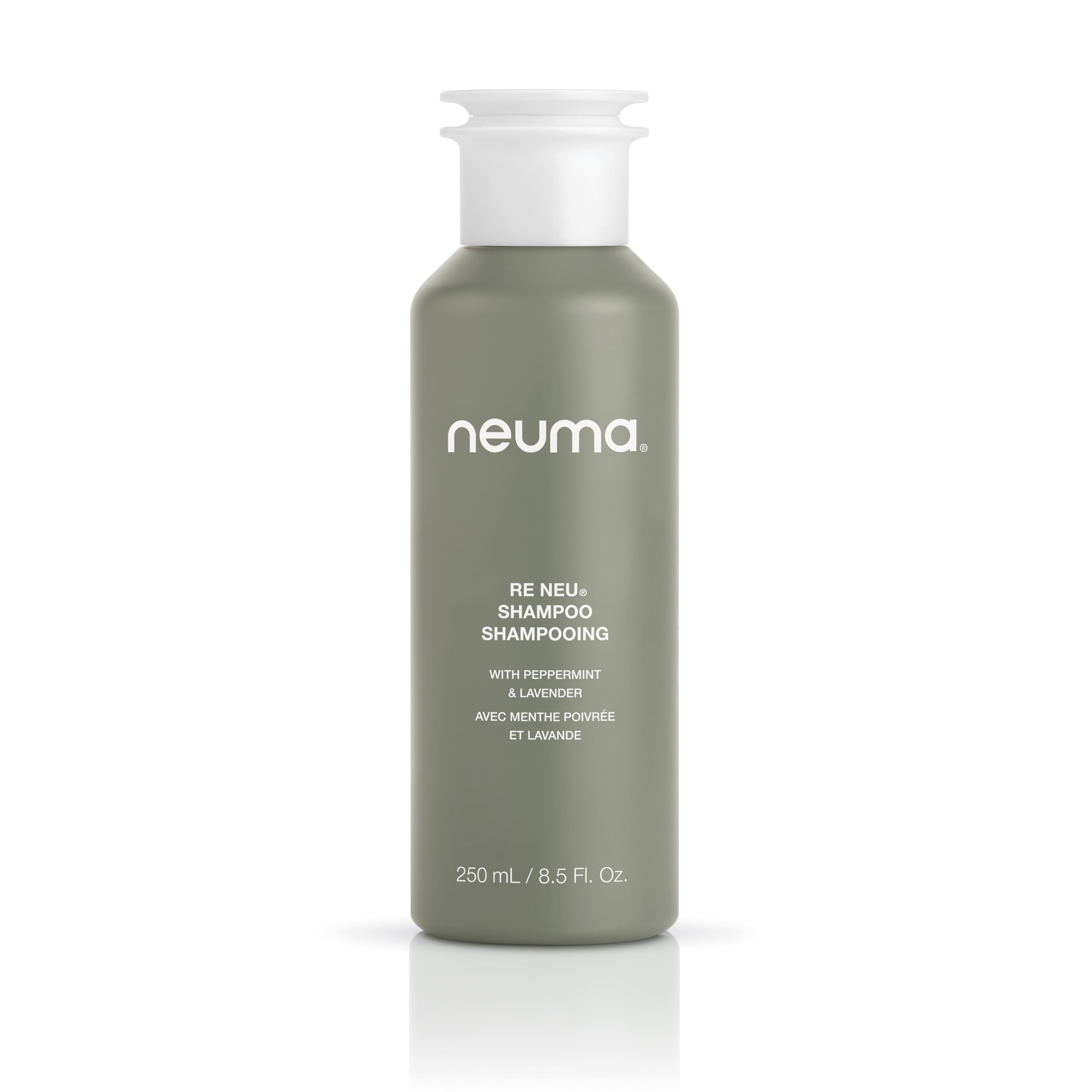 NEUMA pump and label close-up highlighting ingredients and clarity benefits