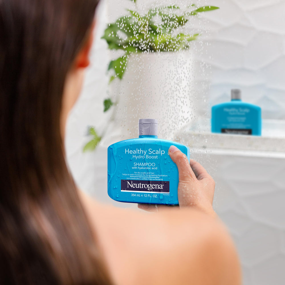 Neutrogena conditioner cream close-up showing smooth, moisturizing texture