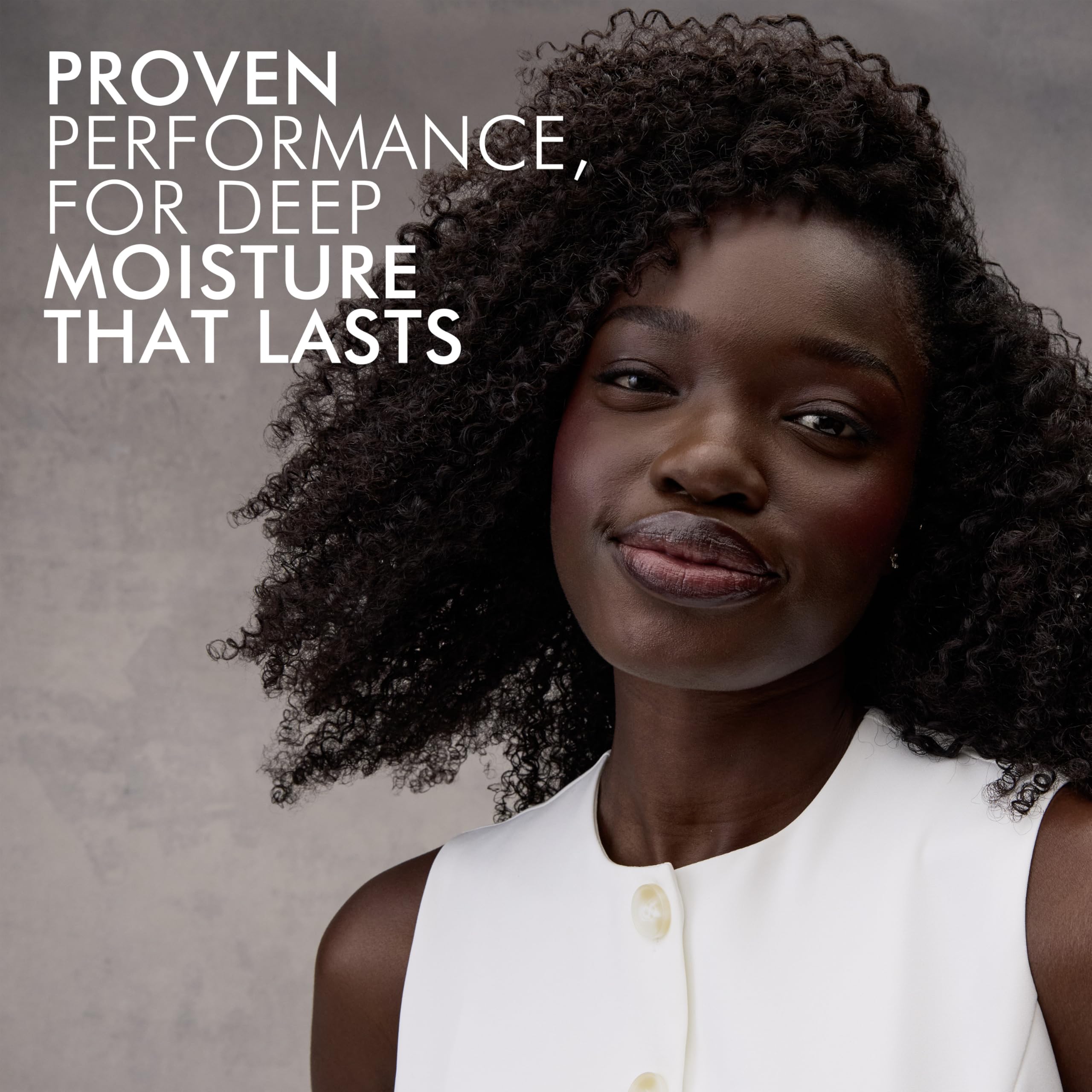 Nexxus Humectress being applied to wet hair demonstrating detangling and conditioning benefit