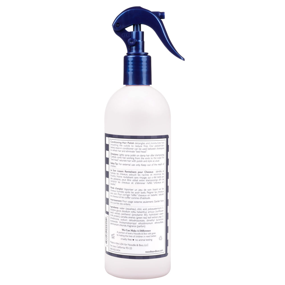 Noodle & Boo close-up of mist and texture highlighting lightweight formula