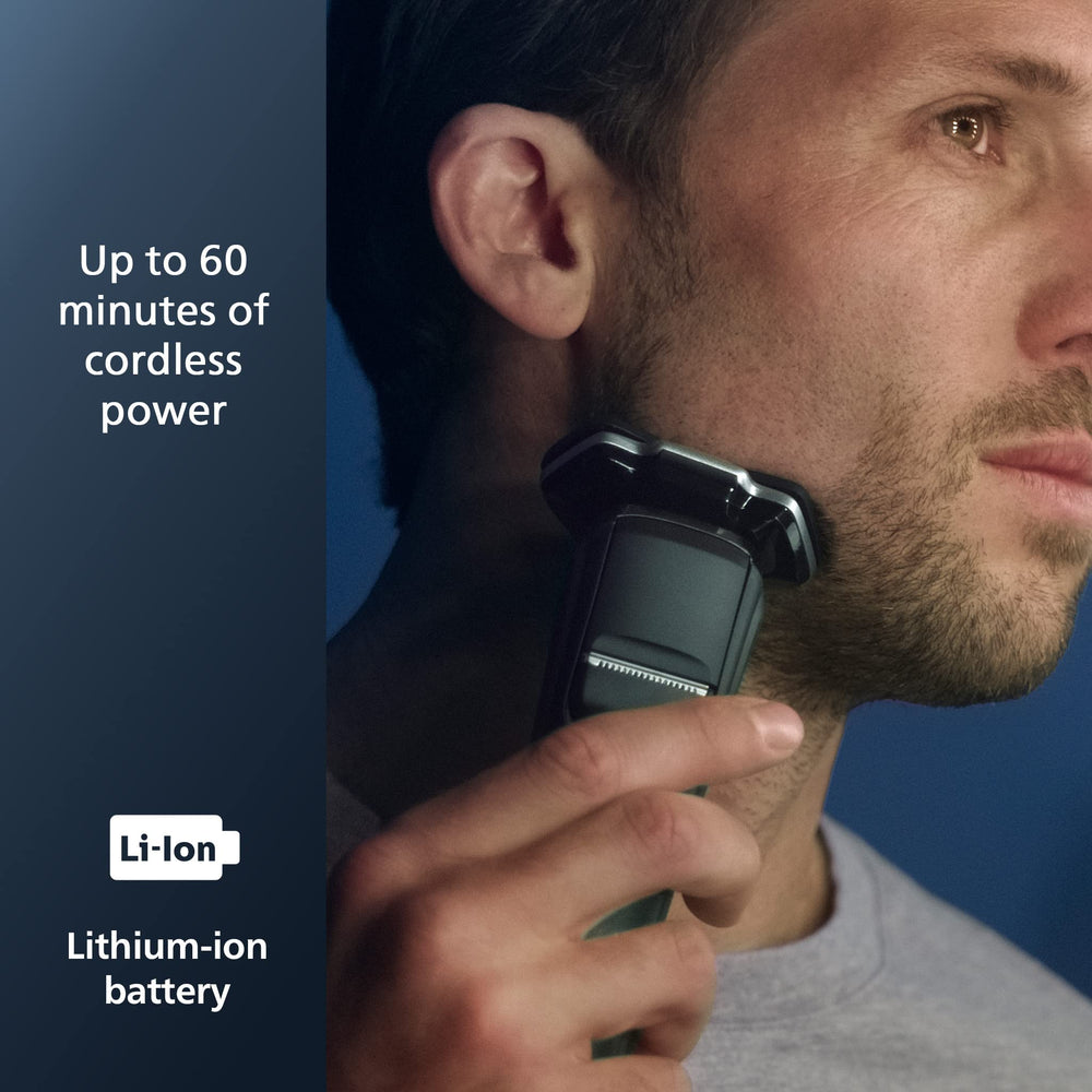 Norelco 7200 USB-A charging cable included for convenient travel charging