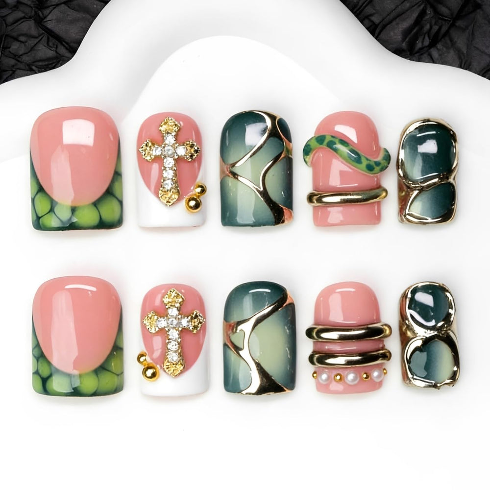 OCOUYVD front packaging showing green French tips and 10-piece set benefit