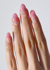 ohora close-up of strip texture highlighting flexible gel and easy shaping
