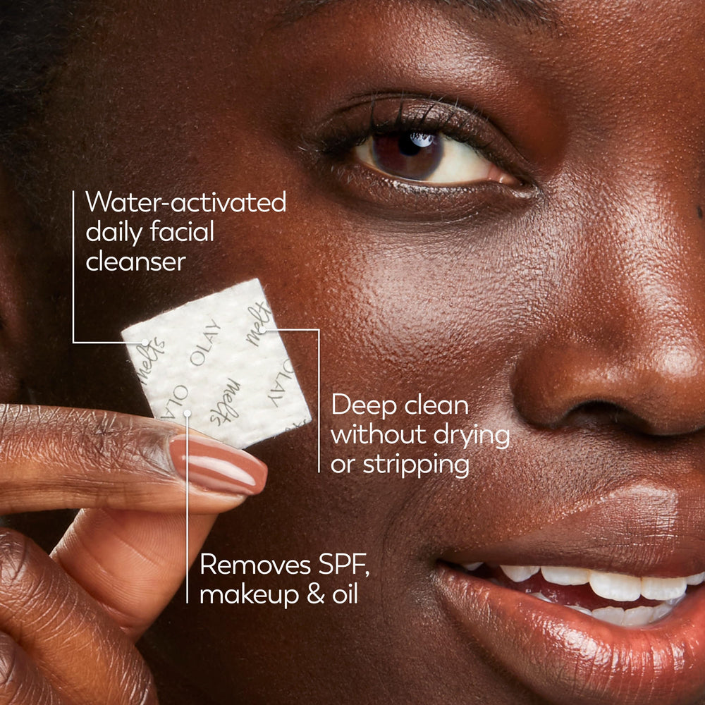 Olay pad dissolving under water showing quick activation benefit
