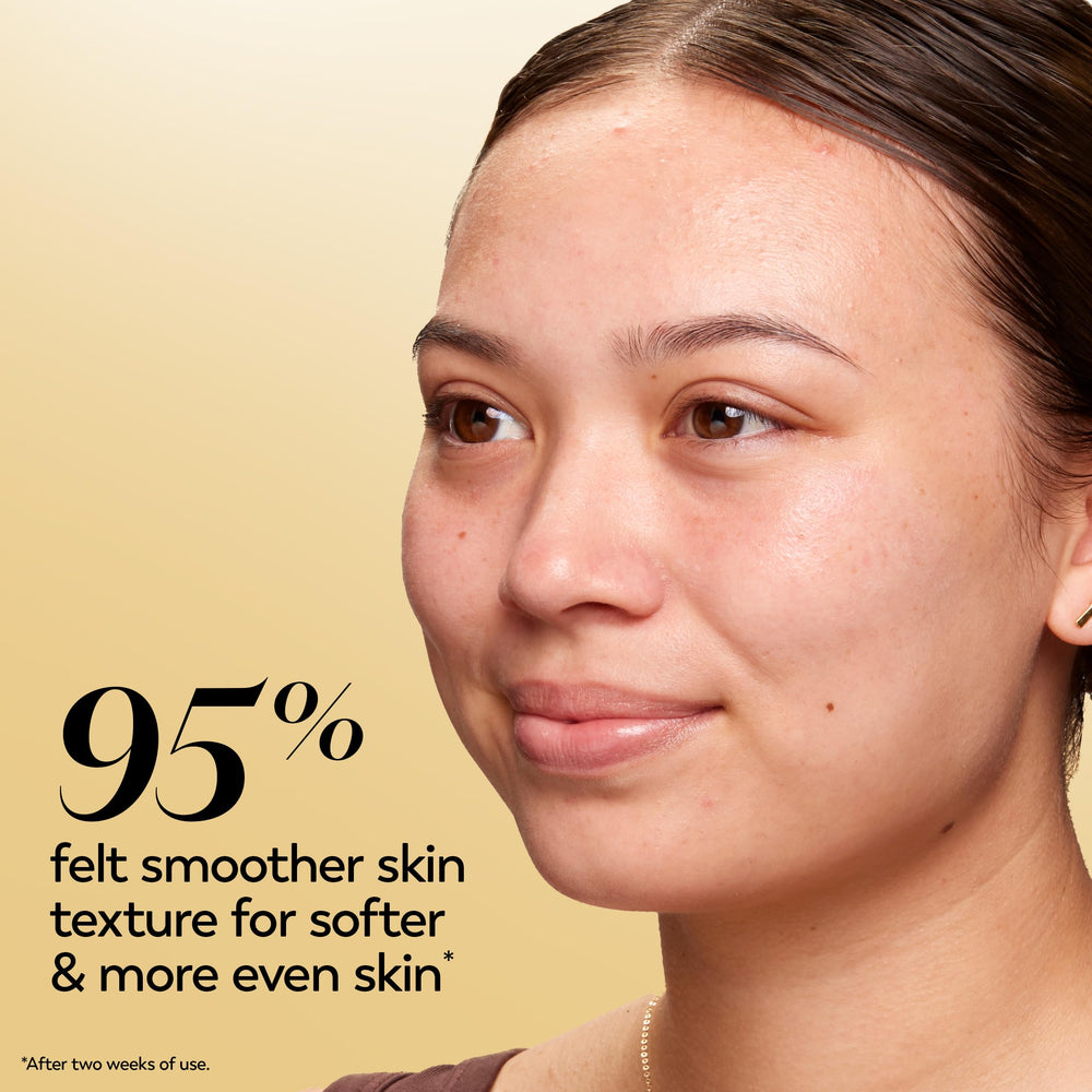 Olay fingers applying cream to cheek, illustrates smooth spreading and hydration