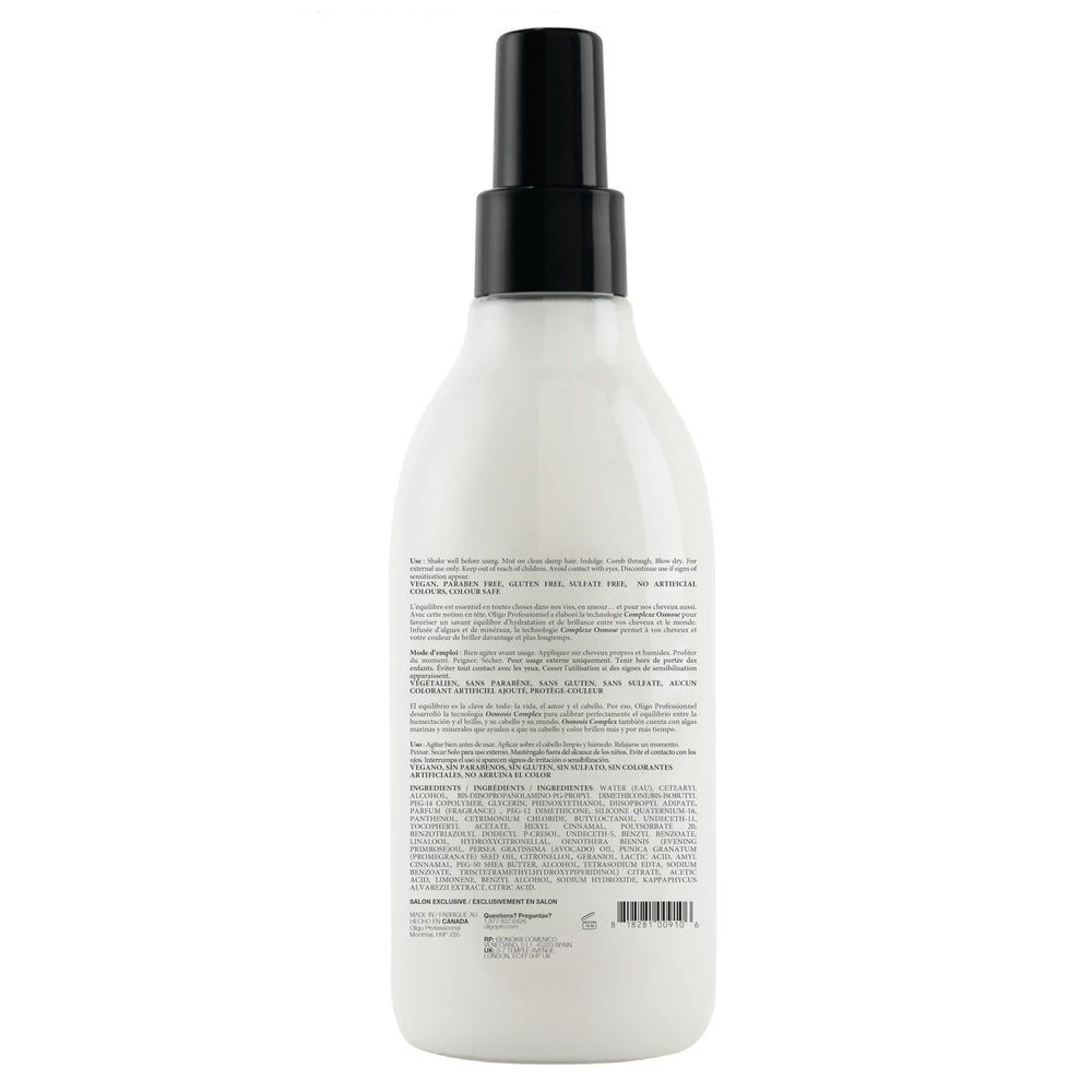 Oligo Professionnel mist texture close-up demonstrating lightweight finish