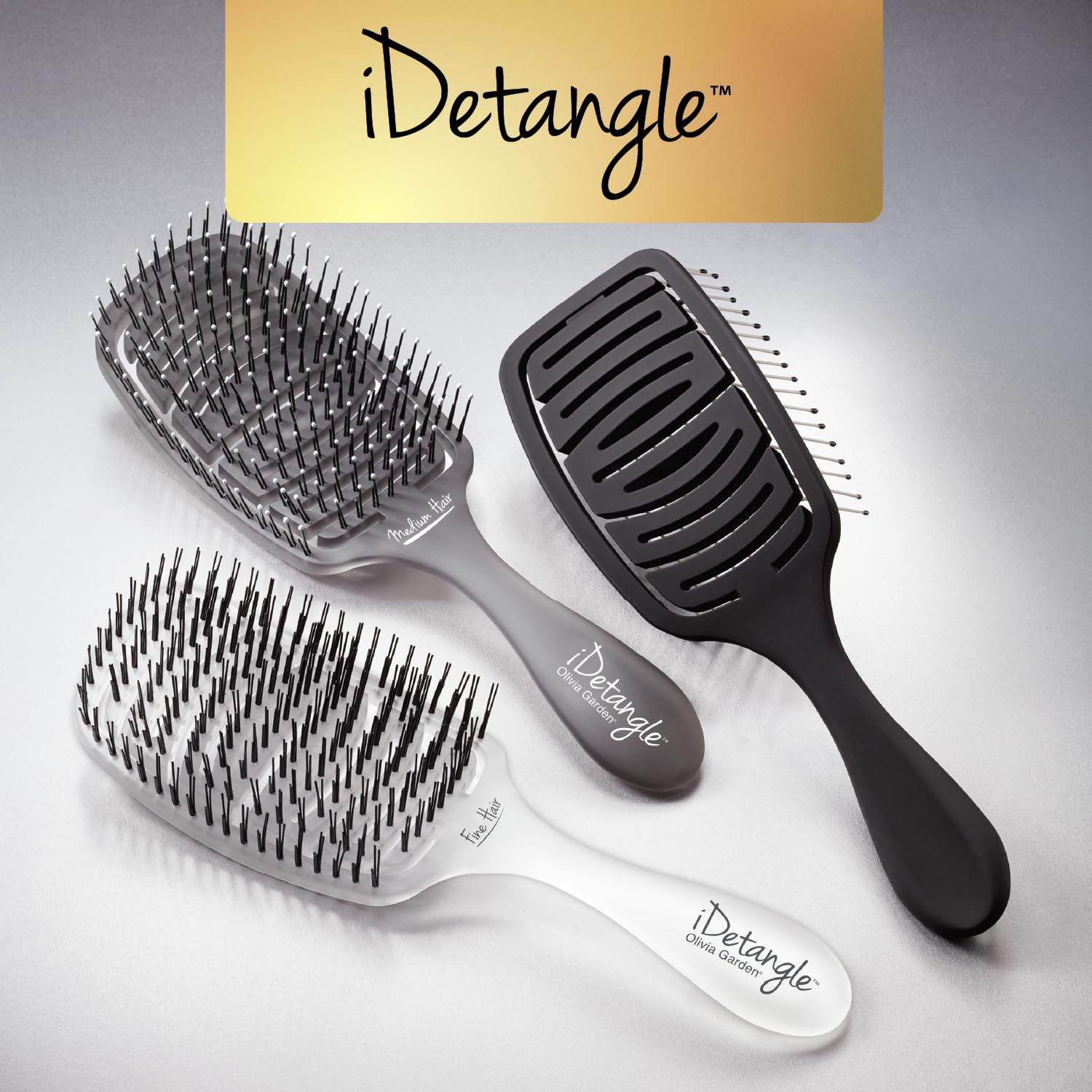 Olivia Garden brush detangling wet hair, reduces tugging and breakage